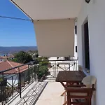 Zaga - Flats * Koróni